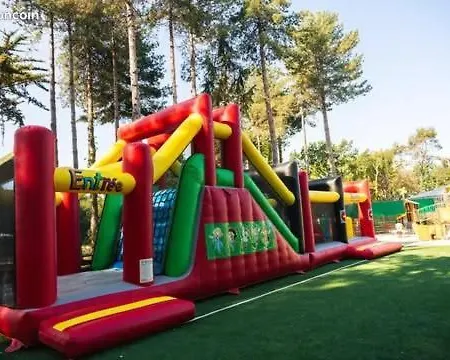 Mobilhome Luxe 40 M2, 4 A 6 Personnes